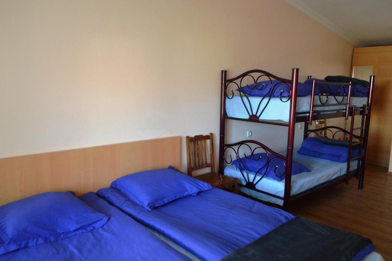 Guest House Qubi Kazbegi Ngoại thất bức ảnh