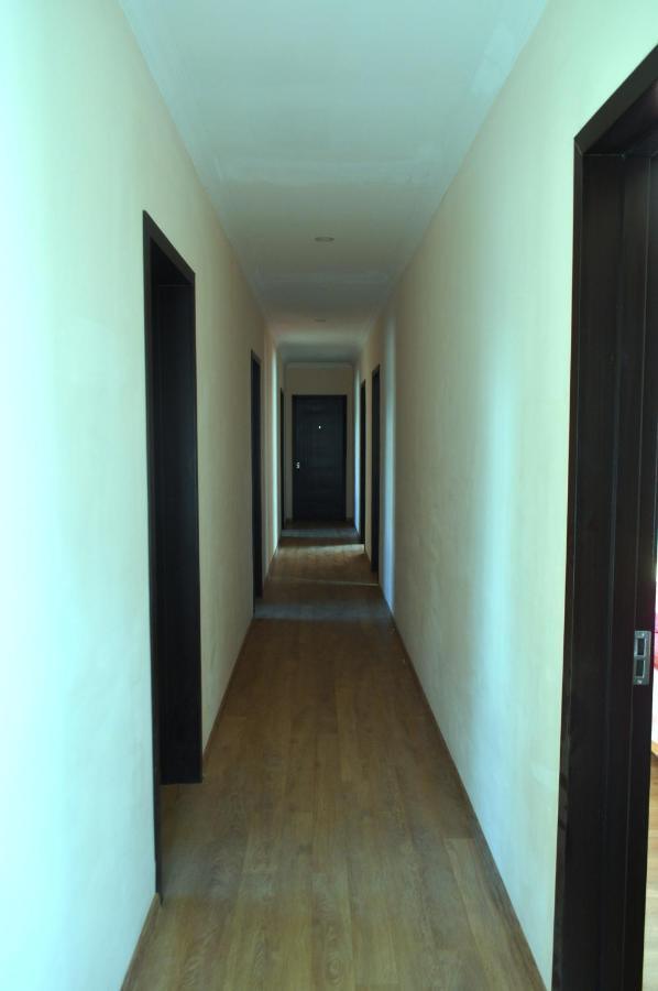 Guest House Qubi Kazbegi Ngoại thất bức ảnh